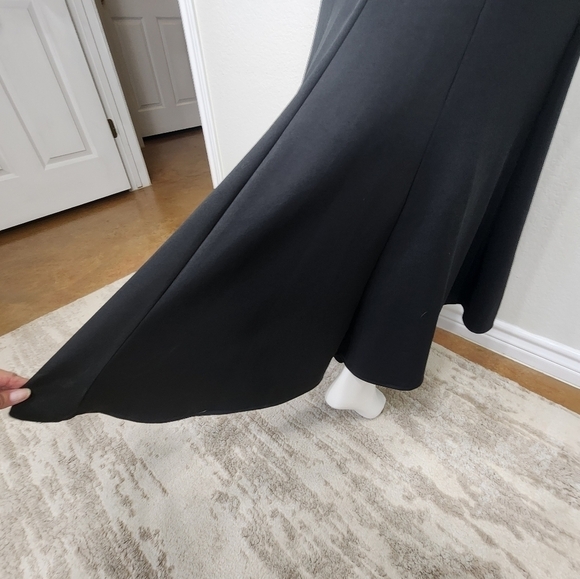 Lucci Lu Sleeveless Off Shoulder Black Formal Fishtail Gown Size 8 - Picture 8 of 13